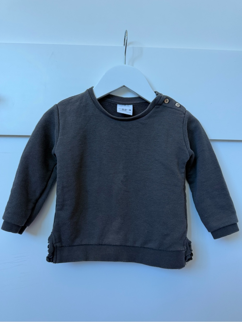 Zara Girls' Charcoal Long-Sleeve Pullover Top